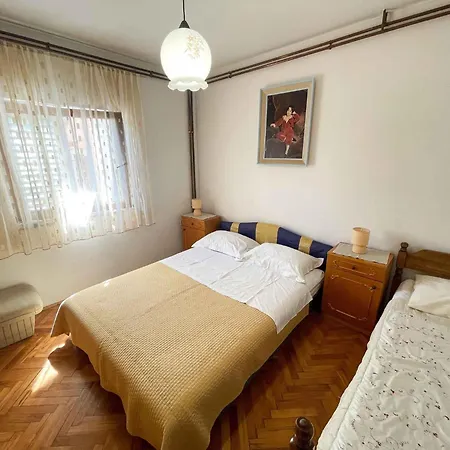 Apartmán In 41875 *