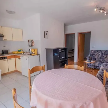 In 41875 Apartment Jadranovo