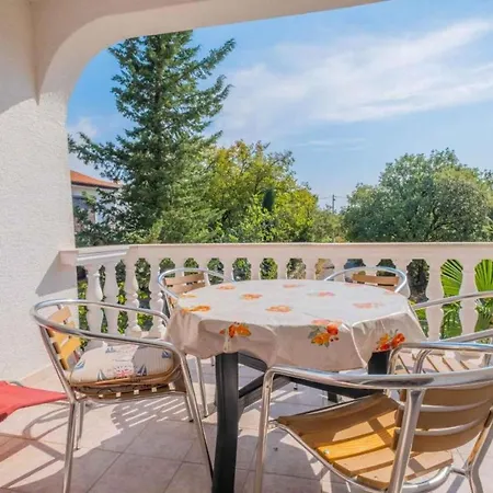 Apartment In 41875 Jadranovo