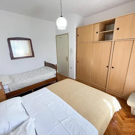 In 41875 Apartment