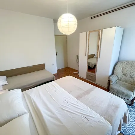 Apartment In 41875 Jadranovo