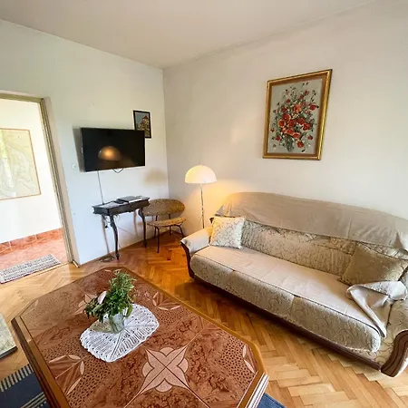 Apartment In 41875 Jadranovo