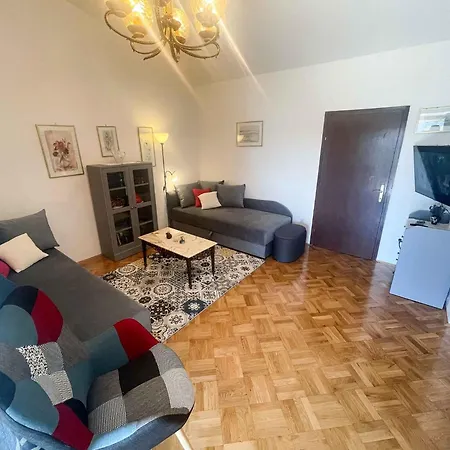 In 41875 Apartment